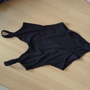 One piece suit